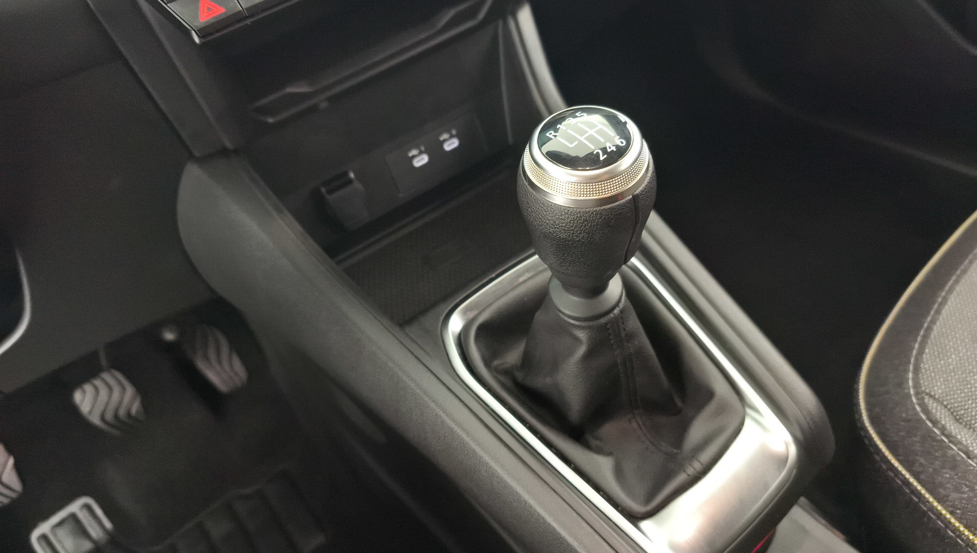 Renault Captur Techno Eco-G 74 kW (100 CV) - 24