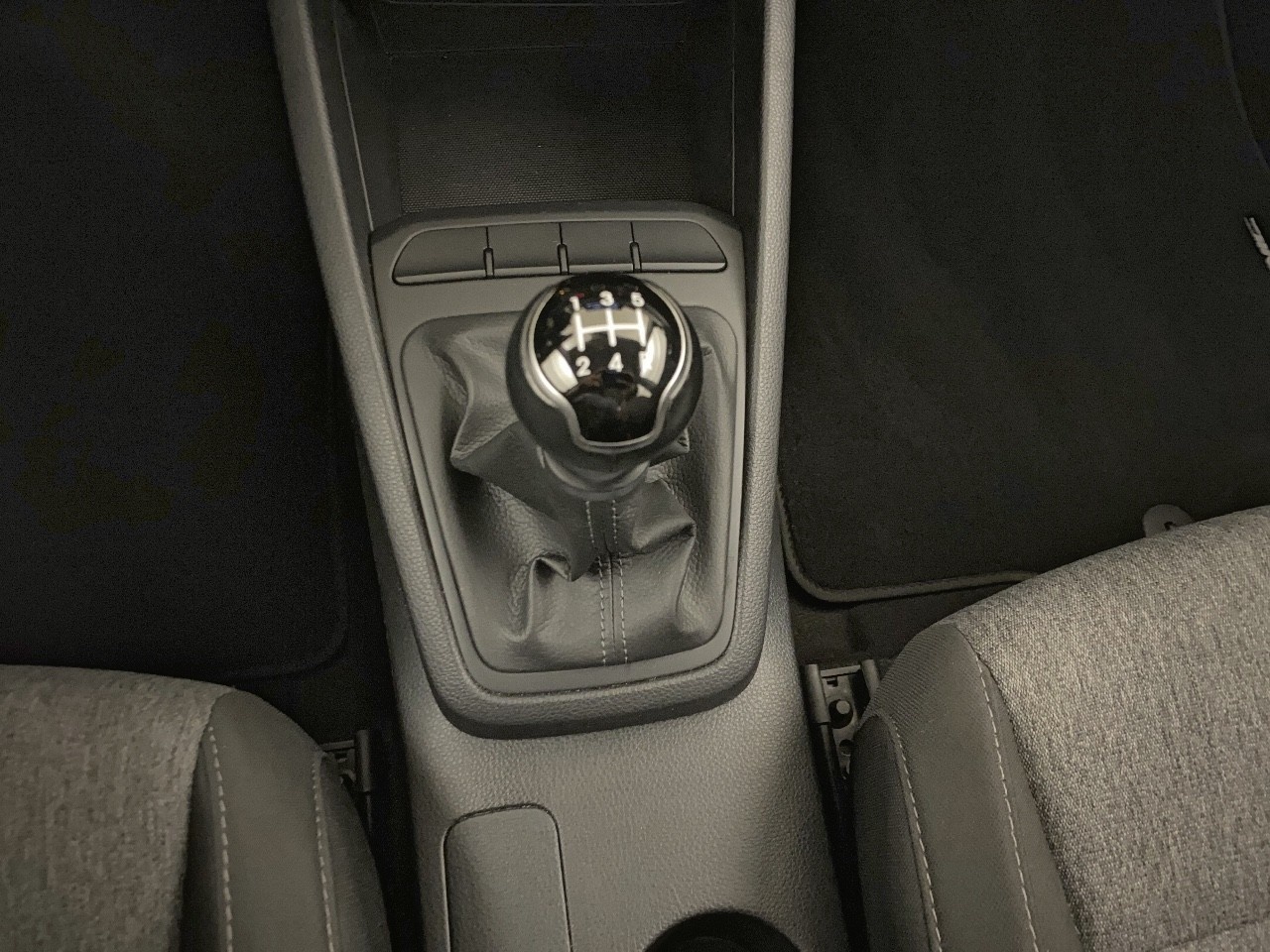 Kia Stonic 1.2 DPi Concept 62 kW (84 CV) - 10