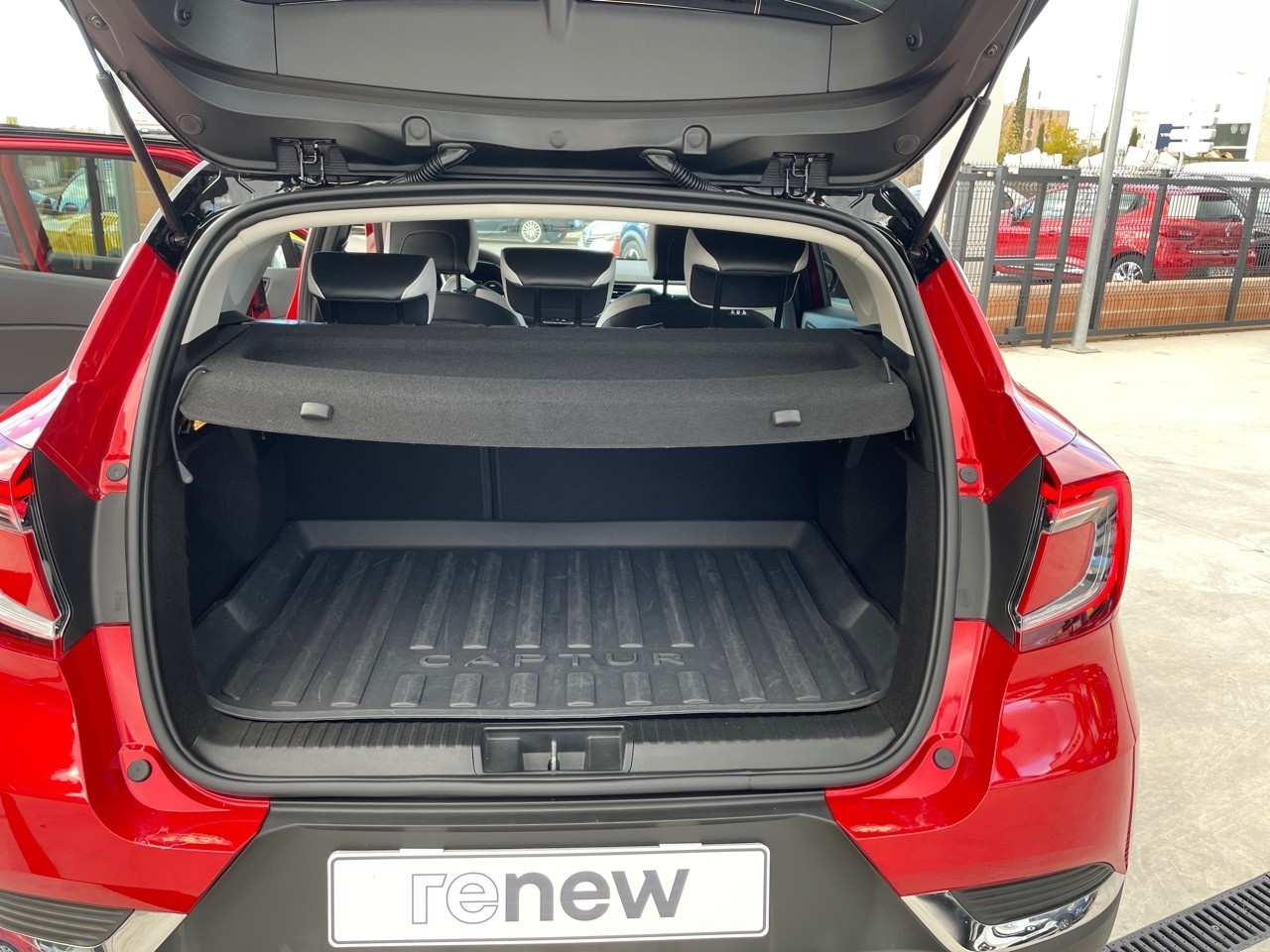 Renault Captur Techno E-Tech PHEV 118 kW (160 CV) - 7