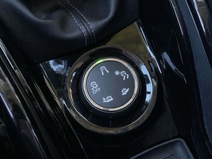 Peugeot2008 PureTech 110 S&S Allure 81 kW (110 CV) Vehículo usado en Barcelona - 21 Peugeot2008 PureTech 110 S&S Allure 81 kW (110 CV) Vehículo usado en Barcelona - 21