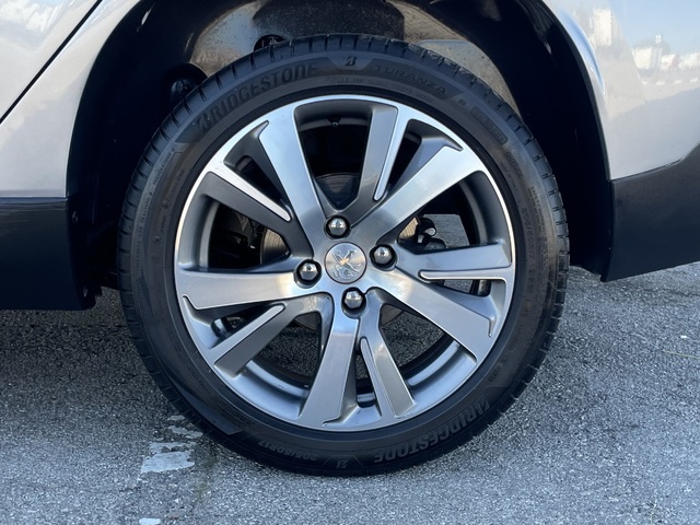 Peugeot2008 PureTech 110 S&S Allure 81 kW (110 CV) Vehículo usado en Barcelona - 25