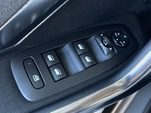 Peugeot 2008 PureTech 110 S&S Allure 81 kW (110 CV)