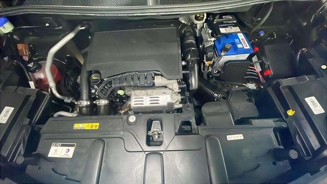 Peugeot3008 PureTech 130 S&S GT Line 96 kW (130 CV) Vehículo usado en Barcelona - 17