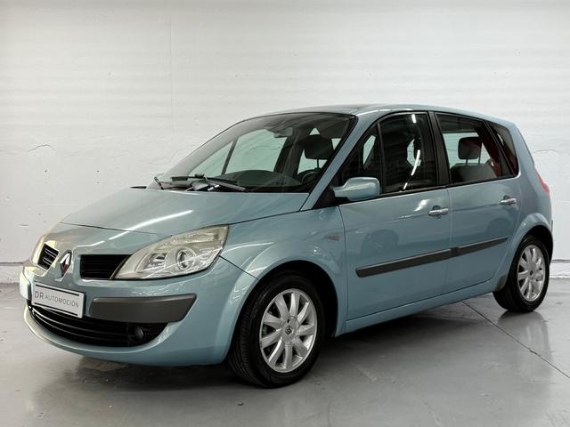 RenaultScenic Dynamique 1.6 82 kW (110 CV) Vehículo usado en Barcelona - 2