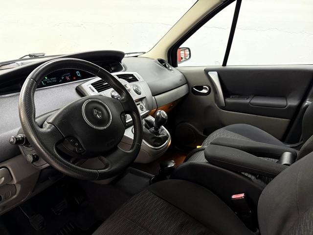 RenaultScenic Dynamique 1.6 82 kW (110 CV) Vehículo usado en Barcelona - 7
