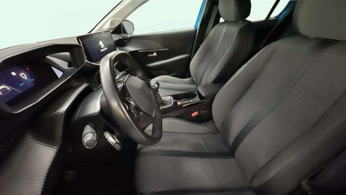 Peugeot208 PureTech 100 Active Pack 75 kW (100 CV) Vehículo usado en Barcelona - 9 Peugeot208 PureTech 100 Active Pack 75 kW (100 CV) Vehículo usado en Barcelona - 9