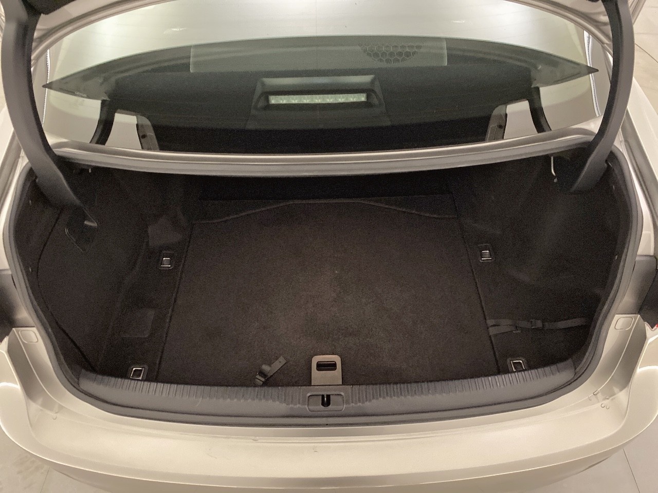 Lexus IS 300h Eco 164 kW (223 CV) - 6