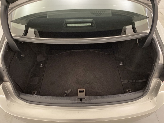 Lexus IS 300h Eco 164 kW (223 CV) - 6 Lexus IS 300h Eco 164 kW (223 CV) - 6