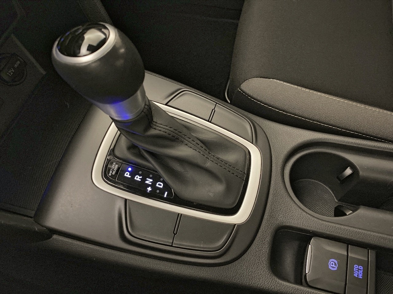 Hyundai Kona 1.6 GDI HEV Klass DCT 104 kW (141 CV) - 7