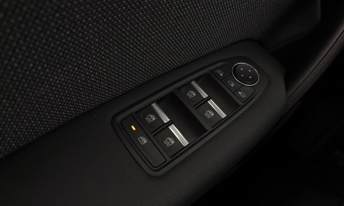 Renault Captur Techno Eco-G 74 kW (100 CV) - 25 Renault Captur Techno Eco-G 74 kW (100 CV) - 25