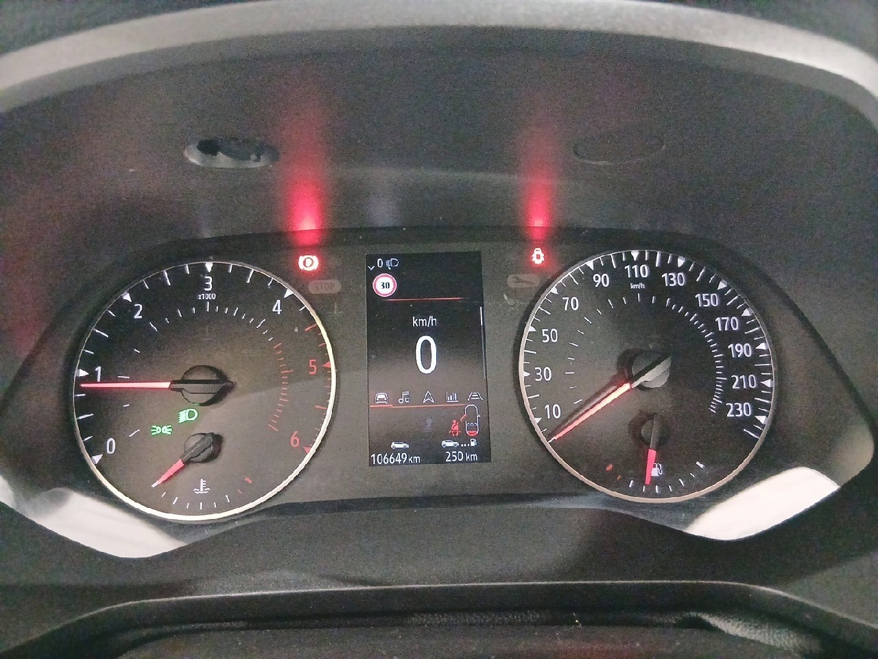 Renault Captur Intens Blue dCi 85 kW (115 CV) - 11