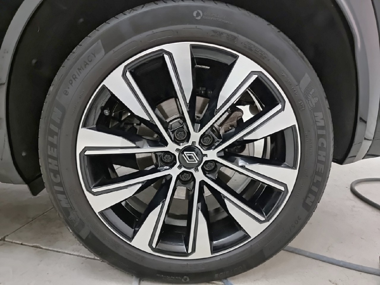 Renault Espace Techno E-Tech full hybrid 147 kW (200 CV) - 4