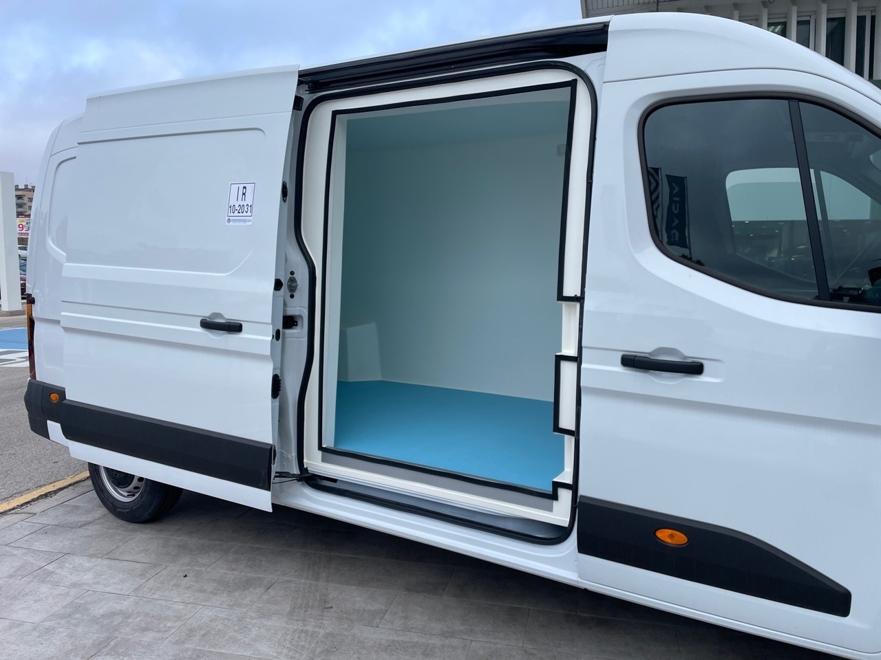 Renault Master Furgon T L3H2 3500 Blue dCi 110 kW (150 CV) - 4