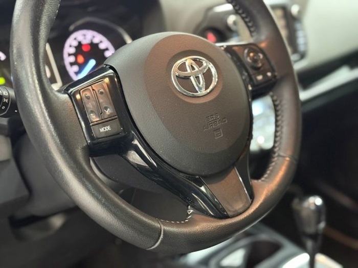 ToyotaYaris 1.5 Hybrid Active 74 kW (100 CV) Vehículo usado en Barcelona - 18 ToyotaYaris 1.5 Hybrid Active 74 kW (100 CV) Vehículo usado en Barcelona - 18