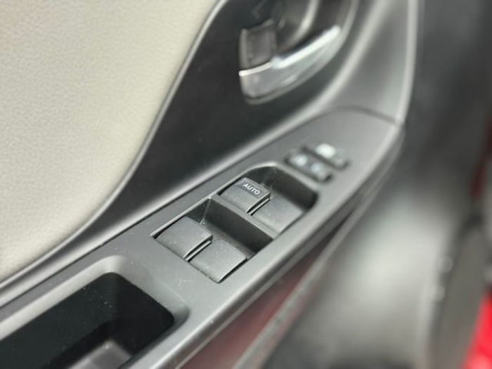 ToyotaYaris 1.5 Hybrid Active 74 kW (100 CV) Vehículo usado en Barcelona - 25 ToyotaYaris 1.5 Hybrid Active 74 kW (100 CV) Vehículo usado en Barcelona - 25