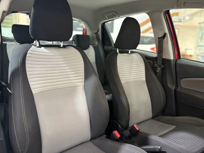 ToyotaYaris 1.5 Hybrid Active 74 kW (100 CV) Vehículo usado en Barcelona - 29 ToyotaYaris 1.5 Hybrid Active 74 kW (100 CV) Vehículo usado en Barcelona - 29