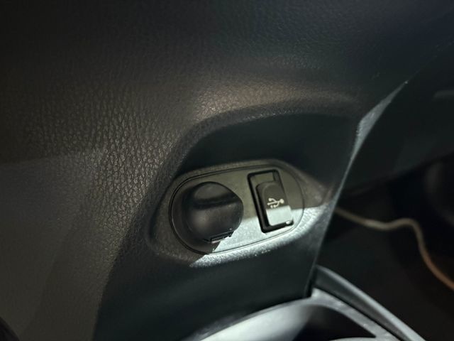 ToyotaYaris 1.5 Hybrid Active 74 kW (100 CV) Vehículo usado en Barcelona - 35