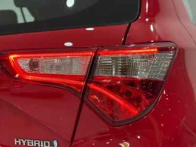 Toyota Yaris 1.5 Hybrid Active 74 kW (100 CV) Toyota Yaris 1.5 Hybrid Active 74 kW (100 CV)