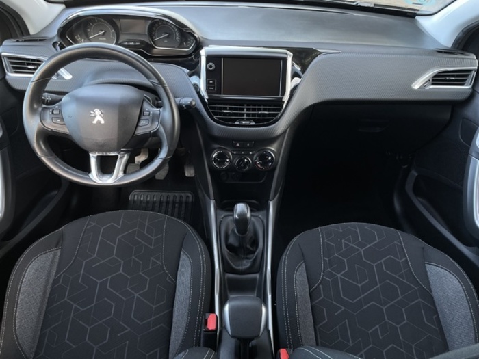 Peugeot2008 PureTech 110 S&S Style 81 kW (110 CV) Vehículo usado en Barcelona - 13 Peugeot2008 PureTech 110 S&S Style 81 kW (110 CV) Vehículo usado en Barcelona - 13