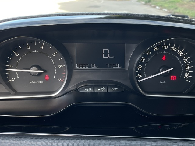 Peugeot2008 PureTech 110 S&S Style 81 kW (110 CV) Vehículo usado en Barcelona - 24