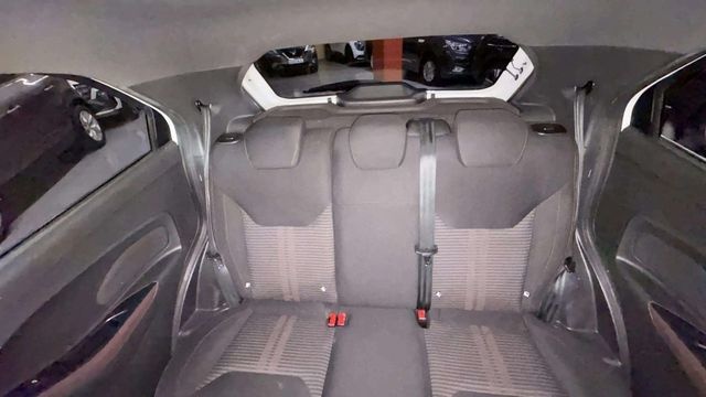 FordKa+ 1.5 TDCi Ultimate 70 kW (95 CV) Vehículo usado en Barcelona - 8