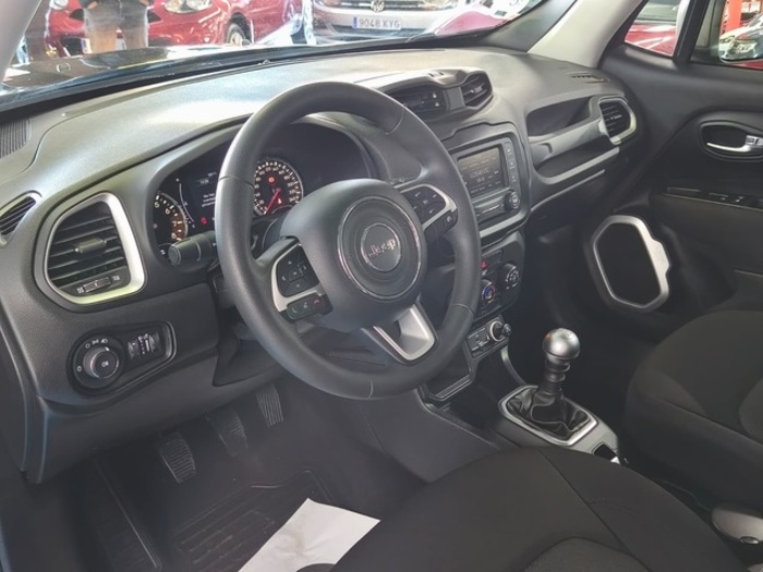 JeepRenegade 1.0G Limited 4x2 88 kW (120 CV) Vehículo usado en Barcelona - 10 JeepRenegade 1.0G Limited 4x2 88 kW (120 CV) Vehículo usado en Barcelona - 10