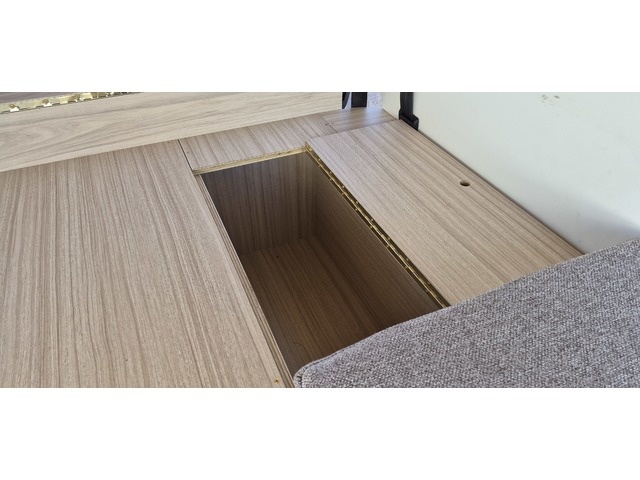 VolkswagenCaravelle Trendline Largo 2.0 TDI BMT 75 kW (102 CV) Vehículo usado en Barcelona - 8