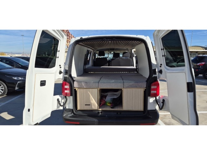 VolkswagenCaravelle Trendline Largo 2.0 TDI BMT 75 kW (102 CV) Vehículo usado en Barcelona - 10 VolkswagenCaravelle Trendline Largo 2.0 TDI BMT 75 kW (102 CV) Vehículo usado en Barcelona - 10