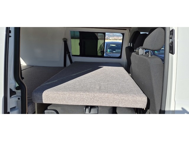 VolkswagenCaravelle Trendline Largo 2.0 TDI BMT 75 kW (102 CV) Vehículo usado en Barcelona - 11