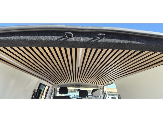 VolkswagenCaravelle Trendline Largo 2.0 TDI BMT 75 kW (102 CV) Vehículo usado en Barcelona - 13