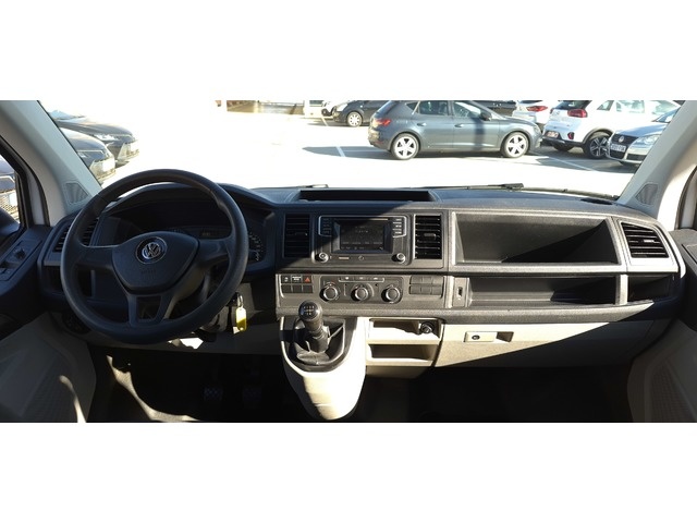 VolkswagenCaravelle Trendline Largo 2.0 TDI BMT 75 kW (102 CV) Vehículo usado en Barcelona - 26