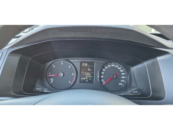 VolkswagenCaravelle Trendline Largo 2.0 TDI BMT 75 kW (102 CV) Vehículo usado en Barcelona - 27 VolkswagenCaravelle Trendline Largo 2.0 TDI BMT 75 kW (102 CV) Vehículo usado en Barcelona - 27