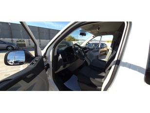 Volkswagen Caravelle Trendline Largo 2.0 TDI BMT 75 kW (102 CV) Volkswagen Caravelle Trendline Largo 2.0 TDI BMT 75 kW (102 CV)