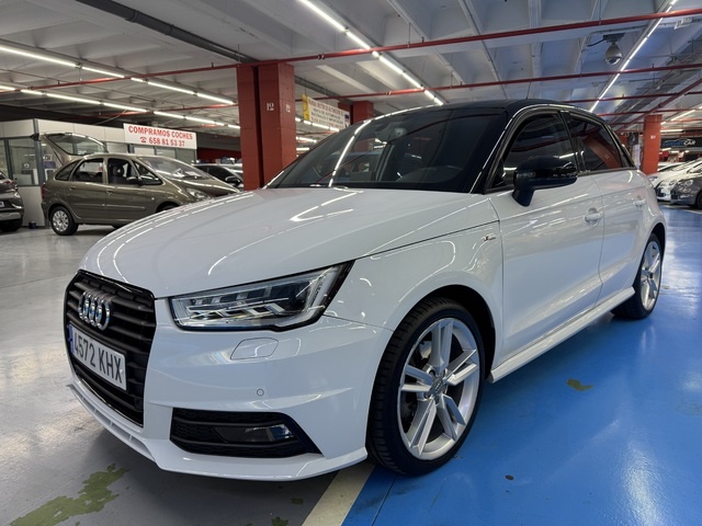 AudiA1 Sportback Active Kit 1.4 TFSI 92 kW (125 CV) S tronic Vehículo usado en Barcelona - 1