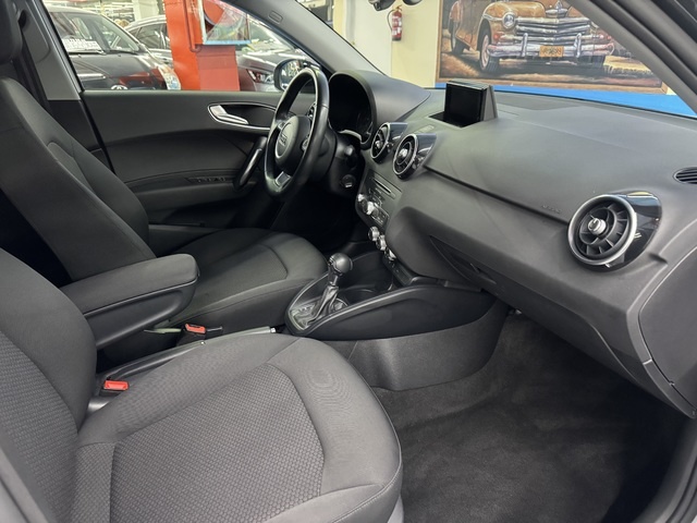 AudiA1 Sportback Active Kit 1.4 TFSI 92 kW (125 CV) S tronic Vehículo usado en Barcelona - 5