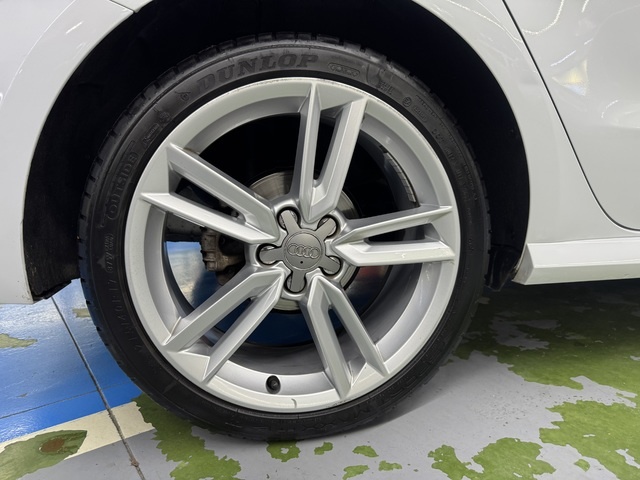 AudiA1 Sportback Active Kit 1.4 TFSI 92 kW (125 CV) S tronic Vehículo usado en Barcelona - 8