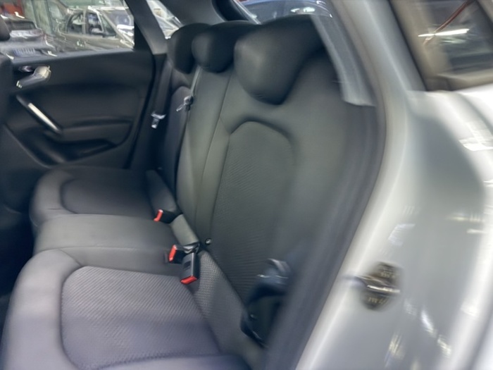 AudiA1 Sportback Active Kit 1.4 TFSI 92 kW (125 CV) S tronic Vehículo usado en Barcelona - 15 AudiA1 Sportback Active Kit 1.4 TFSI 92 kW (125 CV) S tronic Vehículo usado en Barcelona - 15