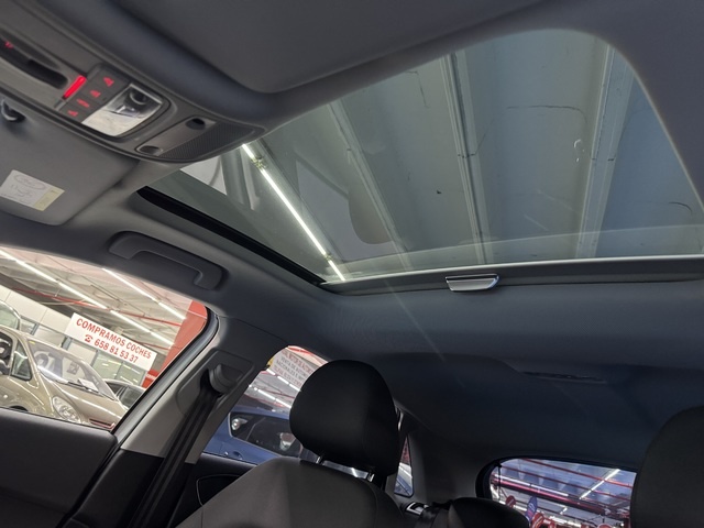 AudiA1 Sportback Active Kit 1.4 TFSI 92 kW (125 CV) S tronic Vehículo usado en Barcelona - 29