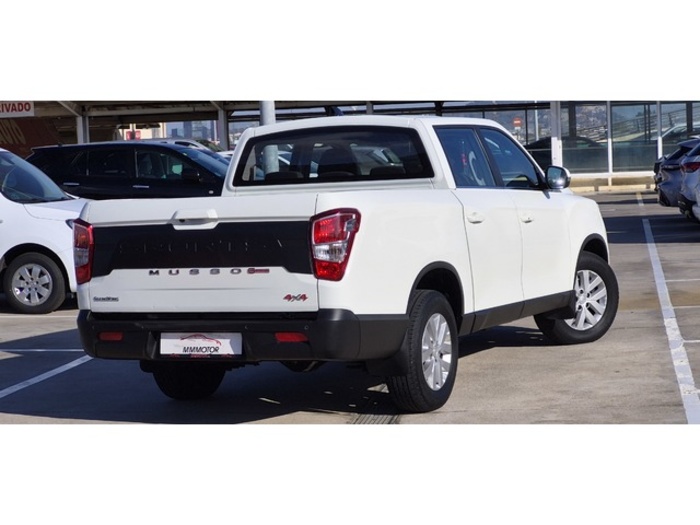 SsangyongMusso Sports D22DTR Premium 4x4 Auto 149 kW (202 CV) Vehículo usado en Barcelona - 12 SsangyongMusso Sports D22DTR Premium 4x4 Auto 149 kW (202 CV) Vehículo usado en Barcelona - 12