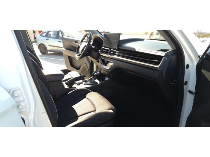 SsangyongMusso Sports D22DTR Premium 4x4 Auto 149 kW (202 CV) Vehículo usado en Barcelona - 30 SsangyongMusso Sports D22DTR Premium 4x4 Auto 149 kW (202 CV) Vehículo usado en Barcelona - 30