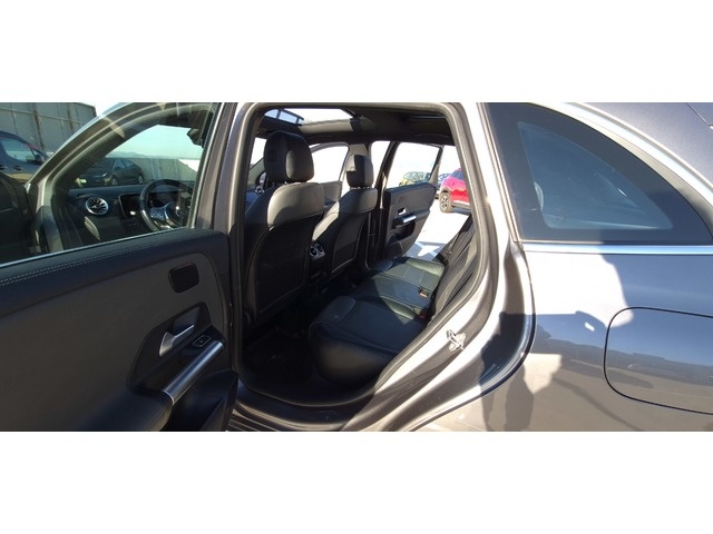 Mercedes-BenzClase B B 200 120 kW (163 CV) Vehículo usado en Barcelona - 38