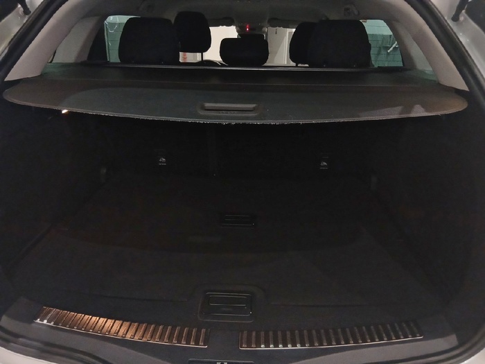 Renault Megane Sport Tourer Zen TCe 103 kW (140 CV) GPF - 8 Renault Megane Sport Tourer Zen TCe 103 kW (140 CV) GPF - 8