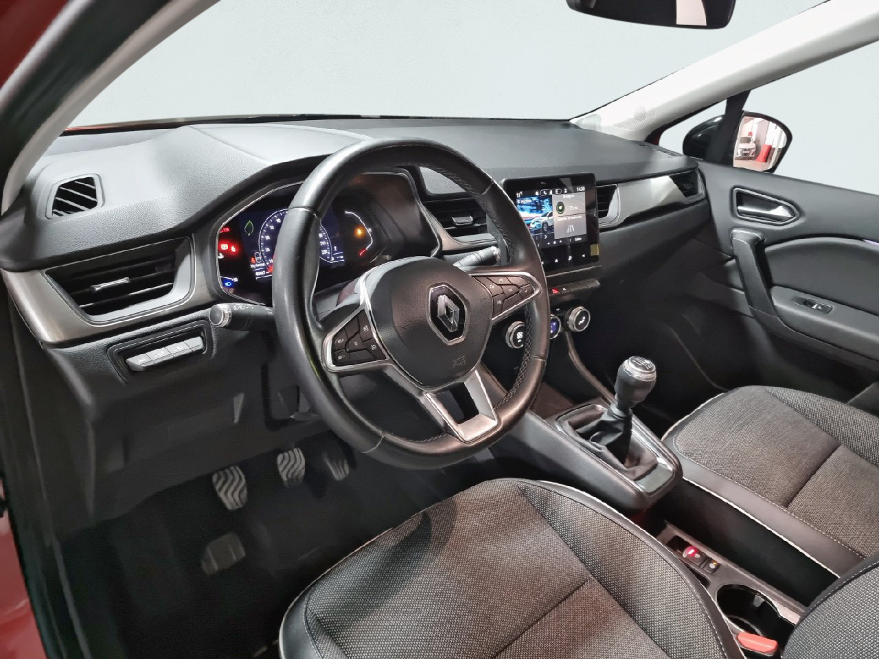 Renault Captur Zen TCe 66 kW (90 CV) - 4