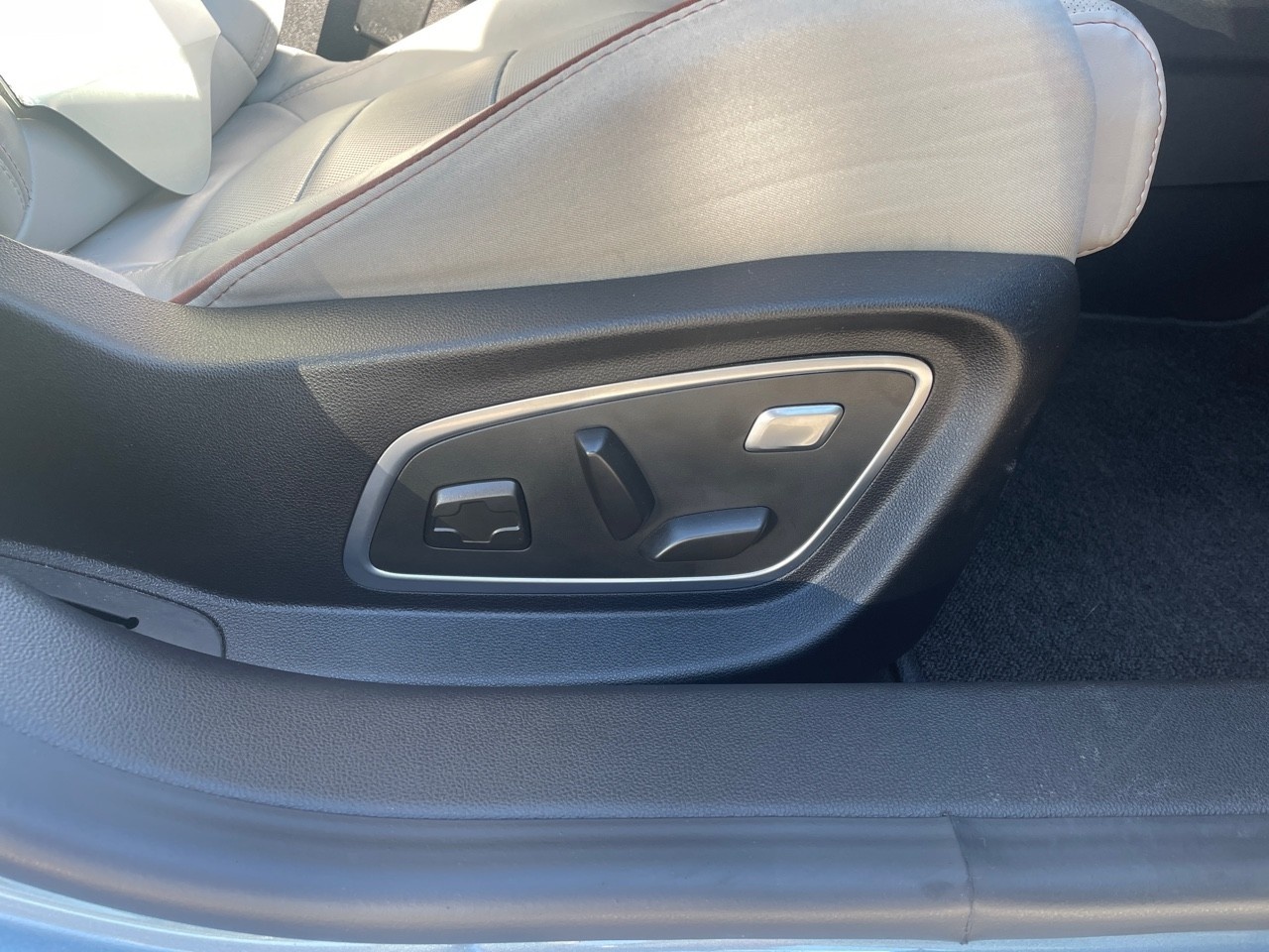 Renault Talisman Sport Tourer Initiale Paris TCe 165 kW (225 CV) EDC GPF - 11