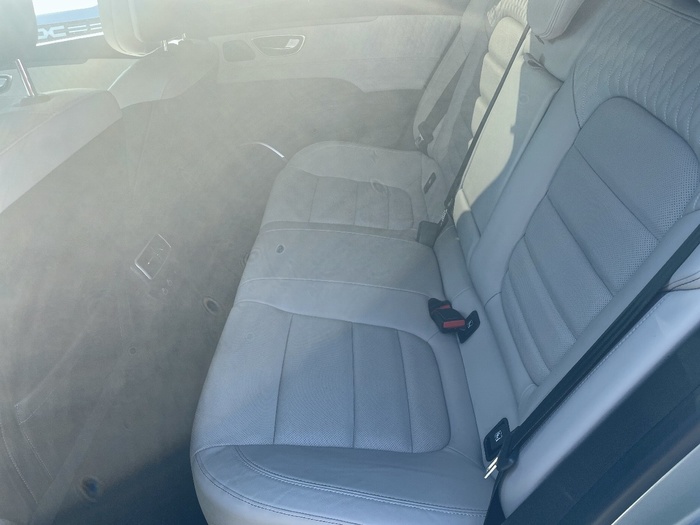 Renault Talisman Sport Tourer Initiale Paris TCe 165 kW (225 CV) EDC GPF - 16 Renault Talisman Sport Tourer Initiale Paris TCe 165 kW (225 CV) EDC GPF - 16