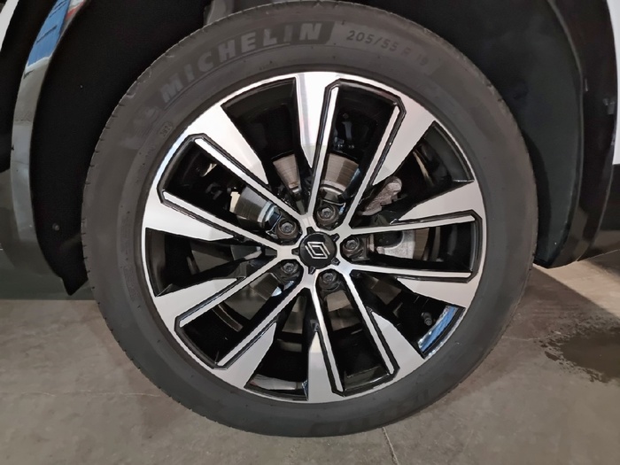 Renault Austral Techno Mild Hybrid Auto 116 kW (158 CV) - 4 Renault Austral Techno Mild Hybrid Auto 116 kW (158 CV) - 4