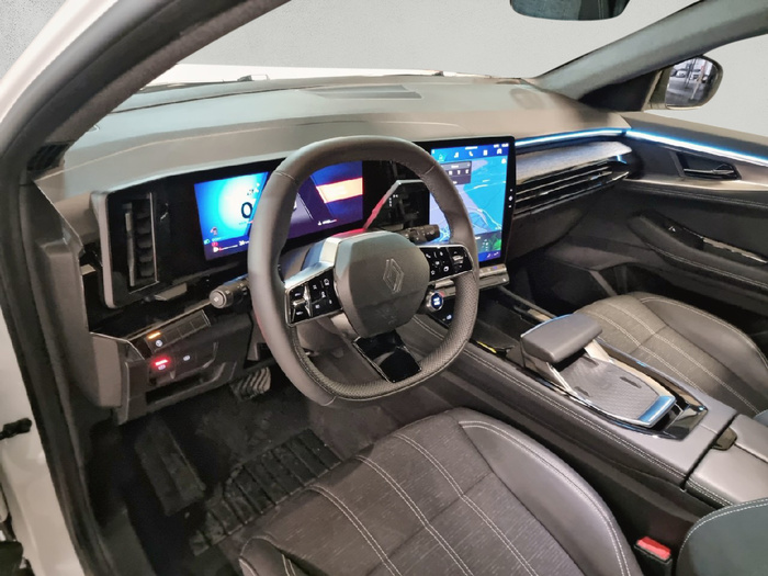 Renault Austral Techno Mild Hybrid Auto 116 kW (158 CV) - 7 Renault Austral Techno Mild Hybrid Auto 116 kW (158 CV) - 7