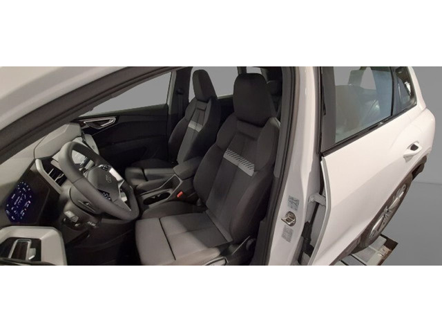 Audi Q4 e-tron Sport 40 e-tron 82kWh 150 kW (204 CV) Vehículo usado en Las Palmas - 9