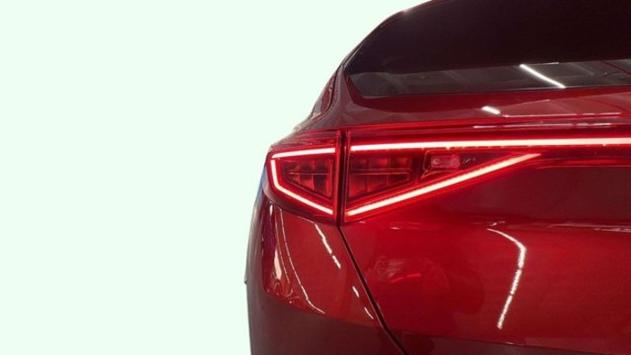 CUPRAFormentor 2.0 TSI VZ DSG 195 kW (265 CV) Vehículo usado en Barcelona - 27 CUPRAFormentor 2.0 TSI VZ DSG 195 kW (265 CV) Vehículo usado en Barcelona - 27