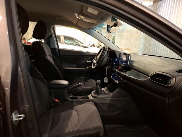 Hyundai i30 1.0 T-GDi Sense 88 kW (120 CV) Vehículo usado en Las Palmas - 7 Hyundai i30 1.0 T-GDi Sense 88 kW (120 CV) Vehículo usado en Las Palmas - 7